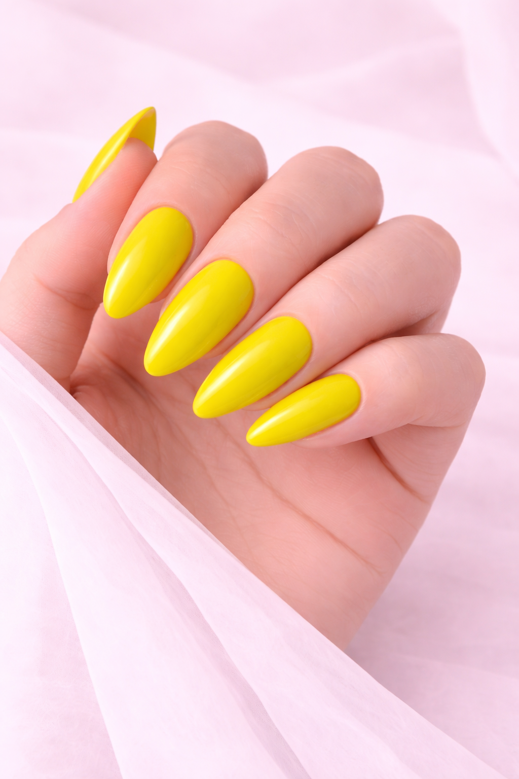 Gel Polish Lime Glow 115